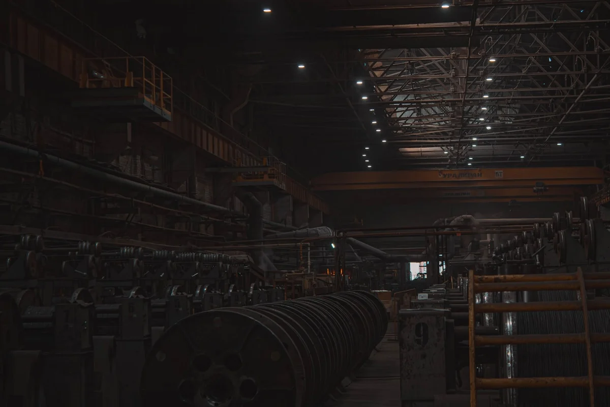 So sánh máy dò kim loại và nam châm công nghiệp