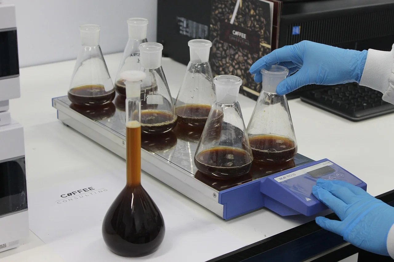 Phòng lab kiểm định chất lượng thực phẩm